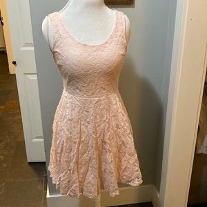 Varga Light Pink Lace Dress Size L